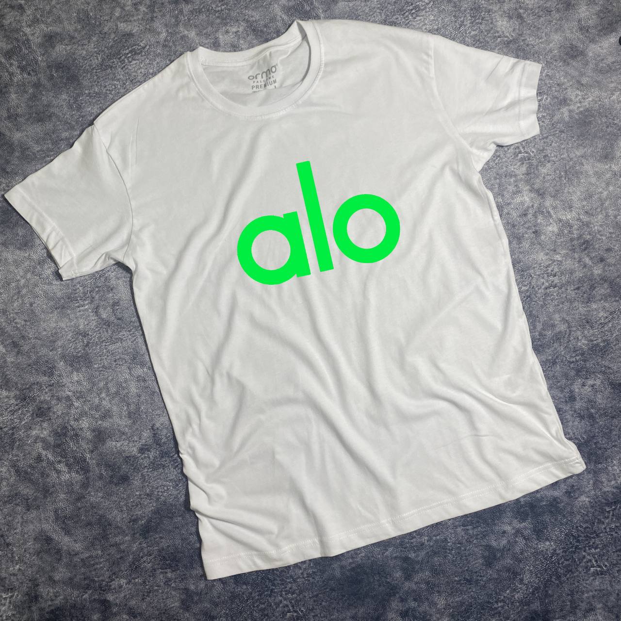 T-shirt alo nouvelle collection 2025